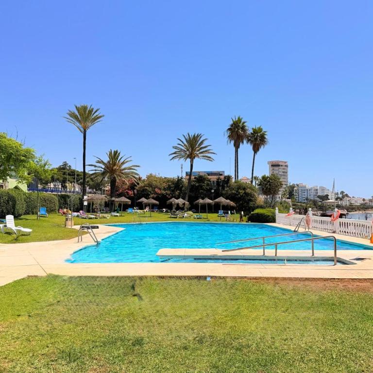 Sea Front View with Pool Paddle and Tennis Mijas - Apartamento de 1 dormitorio - 1