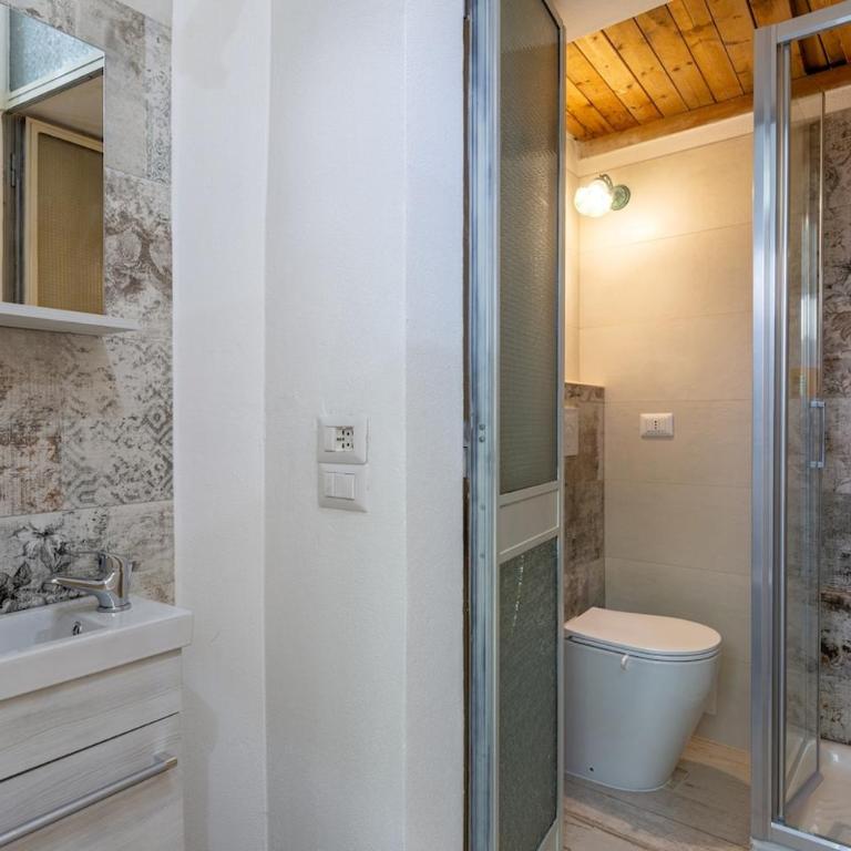 Virgilio House 3 - Two-Bedroom Apartment - 12