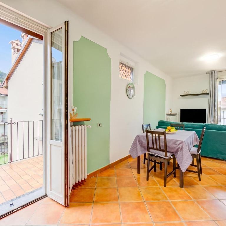 Riccardo House Stresa 1 min from Lake - Happy Rentals - Apartment with Balcony - 10