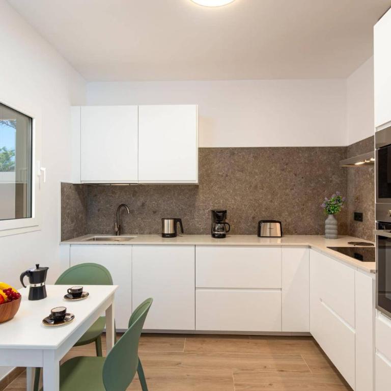 Villa Mamelo by Villa Plus - Villa - 10