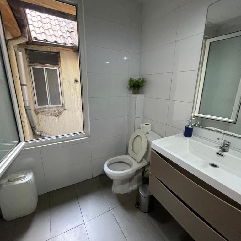 Staygest Providencia - Habitación Triple con baño privado - 5
