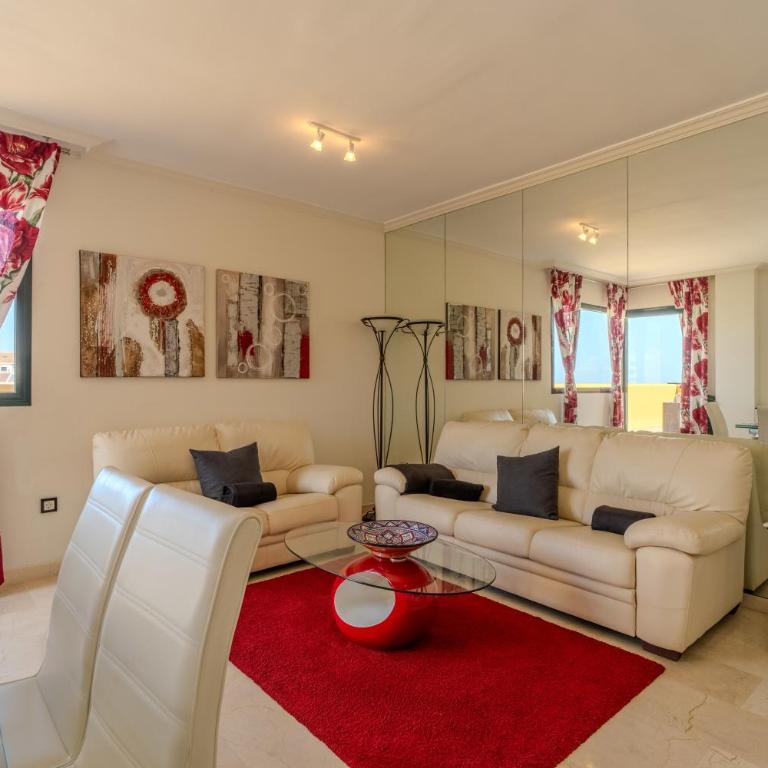 ADB352 - Penthouse Walk to Beach Town - Apartamento - 6