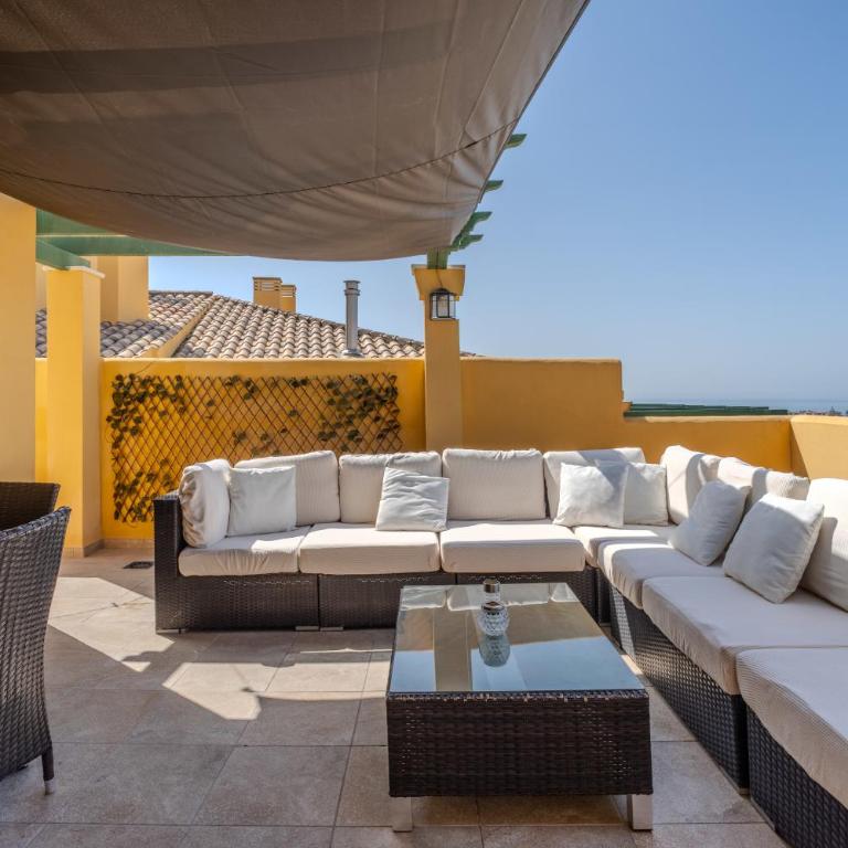 ADB352 - Penthouse Walk to Beach Town - Apartamento - 23