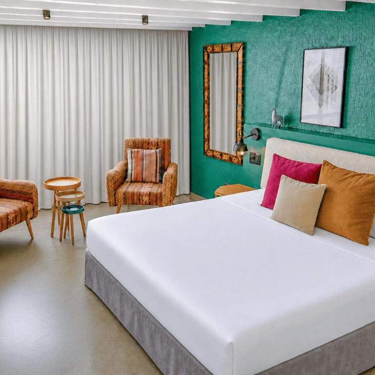 NAIA Hotel Miraflores - Superior Queen Room - 3