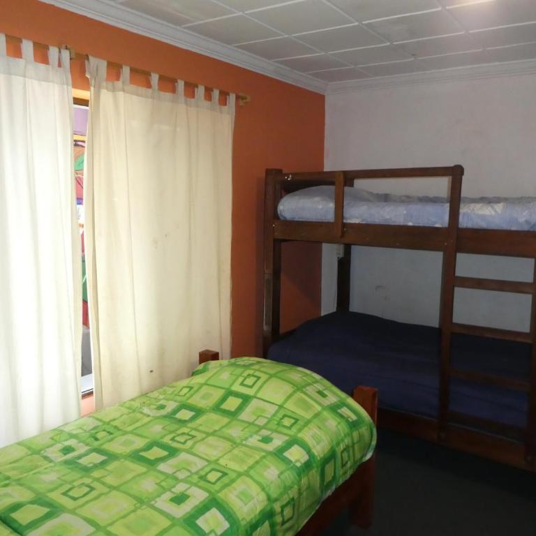Greenhouse Bolivia - Bed in 6-Bed Mixed Dormitory Room - 2