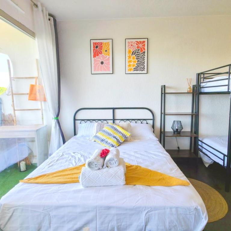 Studio rénové - Clim - Piscine - Plage et commerces - Apartment mit 2 Schlafzimmern - 4