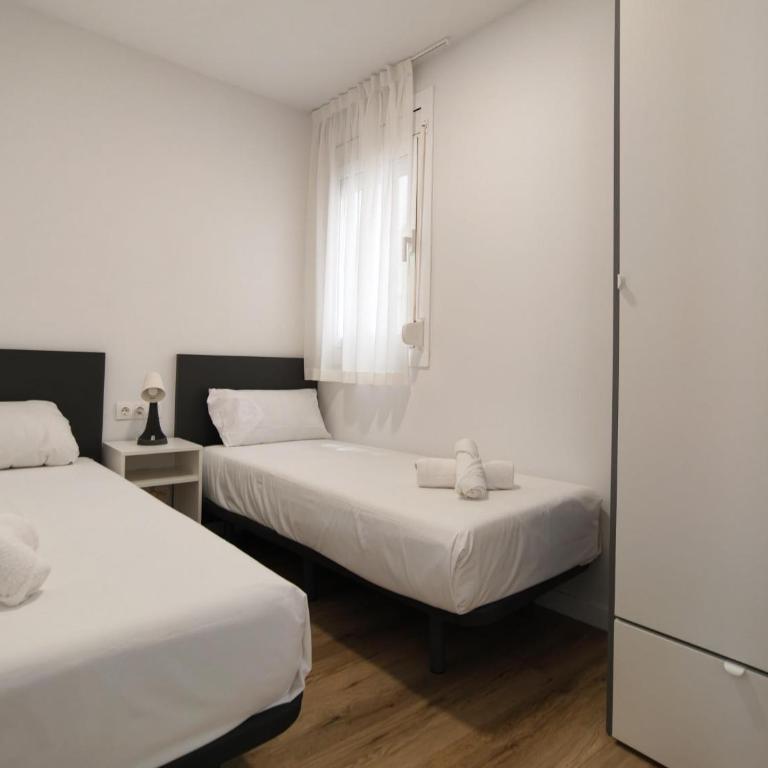ClassBedroom Gaudí Apartments - Appartamento Standard con 3 Camere da Letto - 10