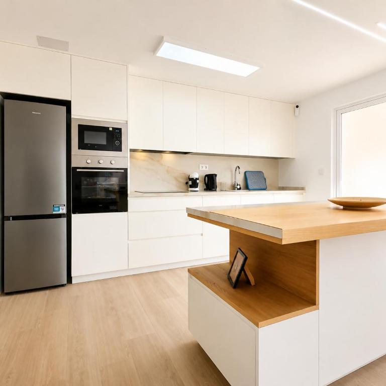 Blue Peak Apartment: Diseño Junto al Mar - Apartamento con vistas al mar - 5