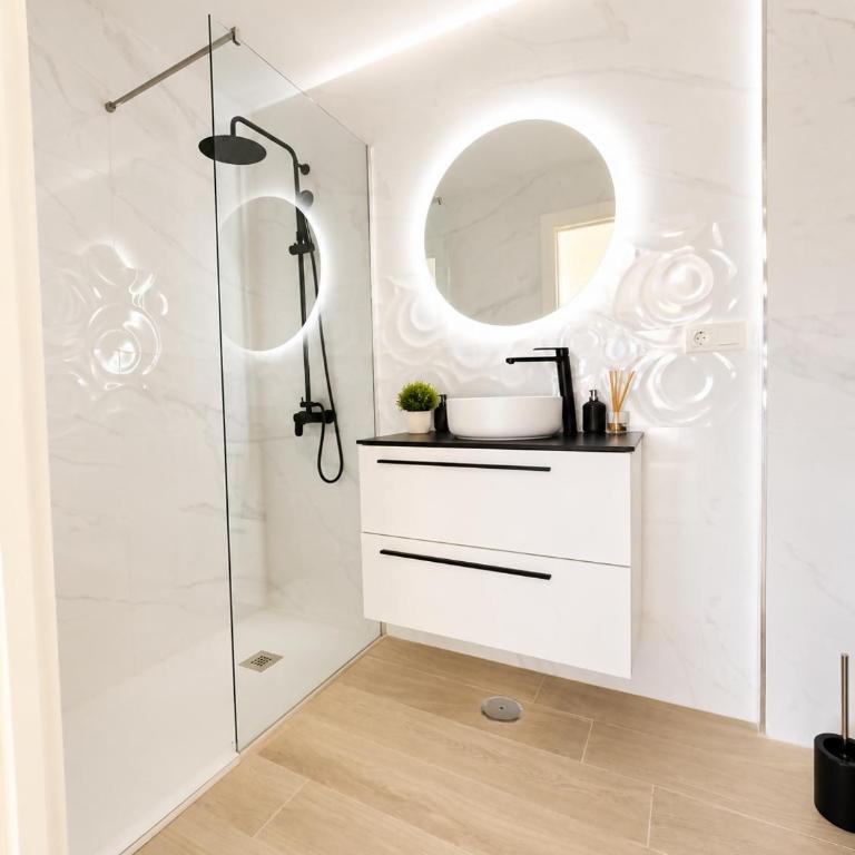 Blue Peak Apartment: Diseño Junto al Mar - Apartamento con vistas al mar - 19