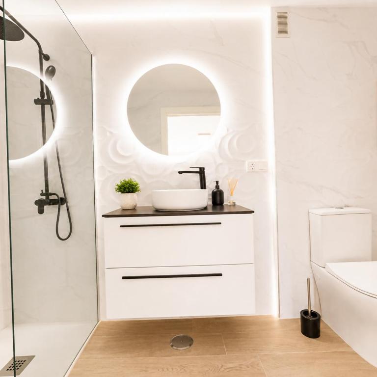 Blue Peak Apartment: Diseño Junto al Mar - Apartamento con vistas al mar - 20