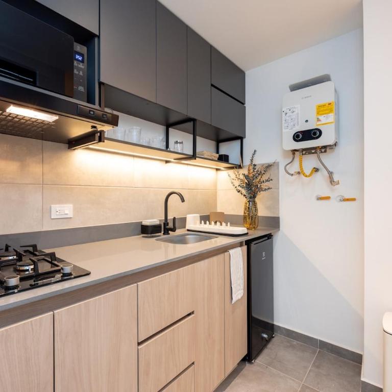 Loft 303 - cerca al estadio,iluminado AC - One-Bedroom Apartment - 30