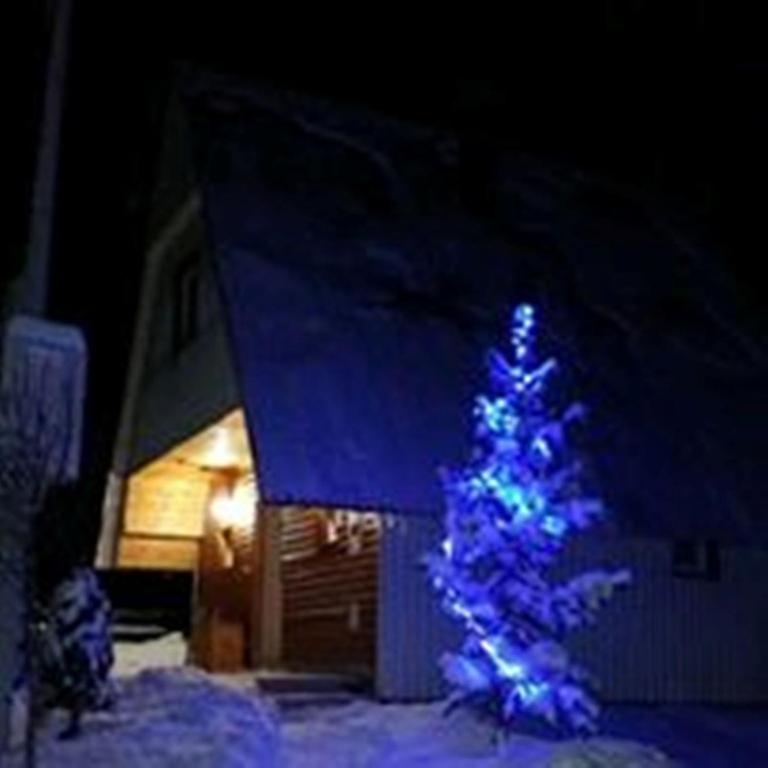 House Sandra - Two-Bedroom House with Mountain View - 24