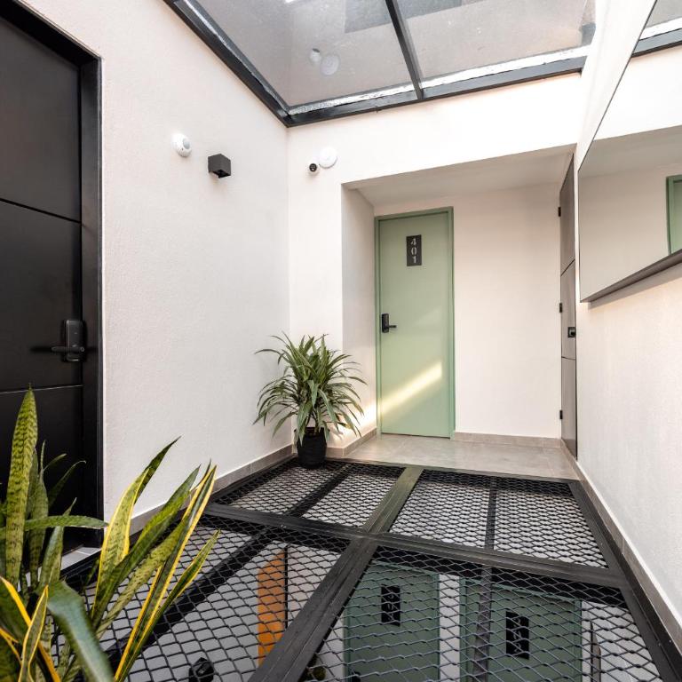 Apartamento 401, cerca al estadio, AC - Three-Bedroom Apartment - 1