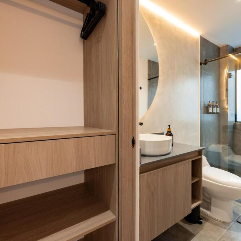 Apartamento 401, cerca al estadio, AC - Three-Bedroom Apartment - 7