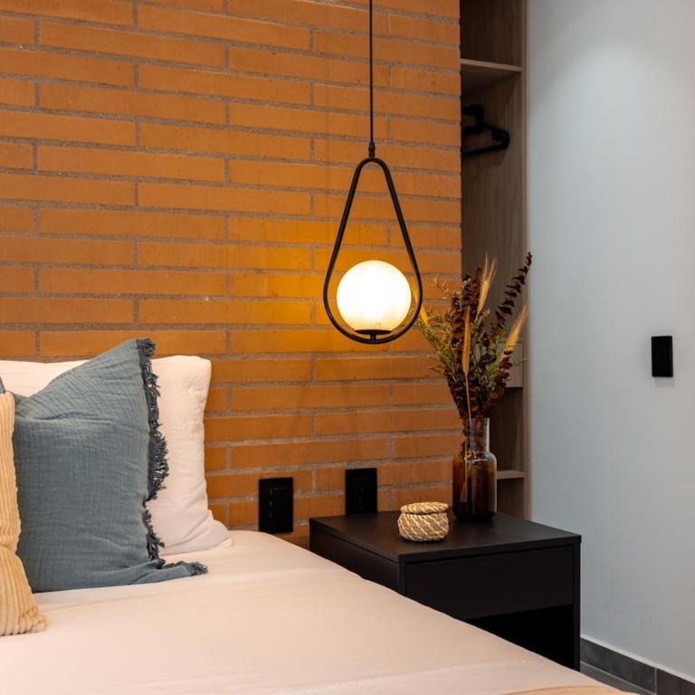 Apartamento 401, cerca al estadio, AC - Three-Bedroom Apartment - 24