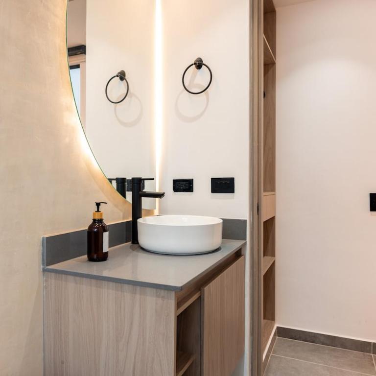 Apartamento 401, cerca al estadio, AC - Three-Bedroom Apartment - 35