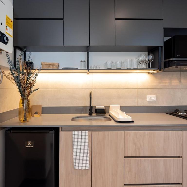 Apartamento 401, cerca al estadio, AC - Three-Bedroom Apartment - 48