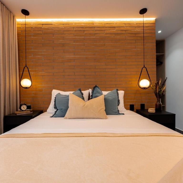 Apartamento 401, cerca al estadio, AC - Three-Bedroom Apartment - 57