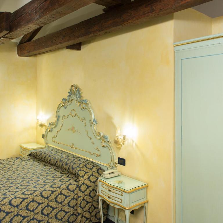 Locanda Ca' Zose - Camera Superior Matrimoniale/Doppia con Letti Singoli con Vista Canale - 2