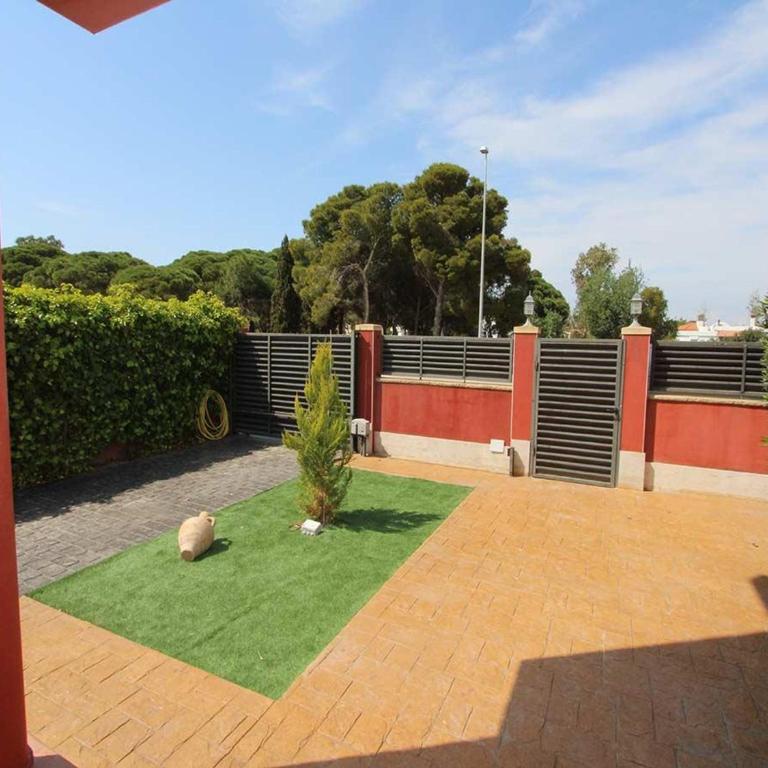 Perfecta para tus vacaciones: Casa con piscina privada, cerca del mar, admite mascotas y wifi gratuito - ES-184-44 - Villa - 32