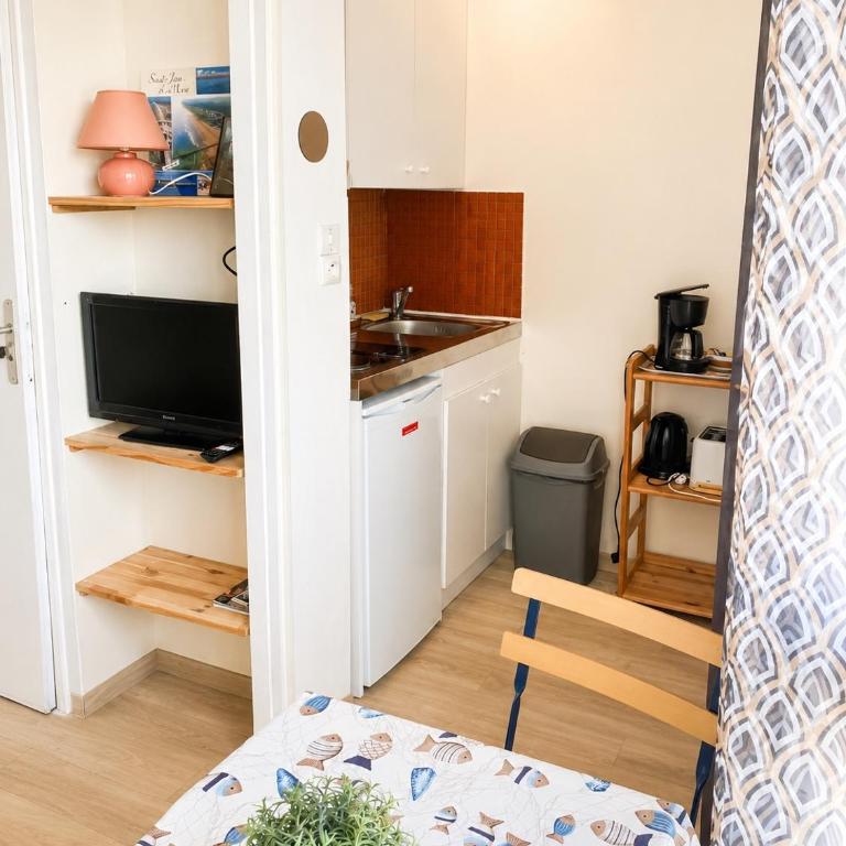 Studio - Marina 6 - 37 allée des pinons - 3-1 - Appartement 1 Chambre - 5