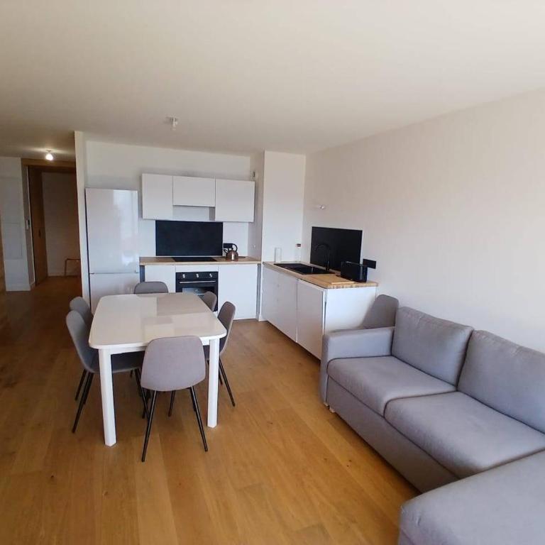 Appartement spacieux avec vue panoramique - 8 pers. - FR-1-405-382 - Apartment - 1
