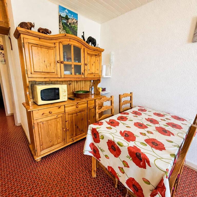Appartement avec balcon, vue montagne - FR-1-388-261 - Apartment - 2