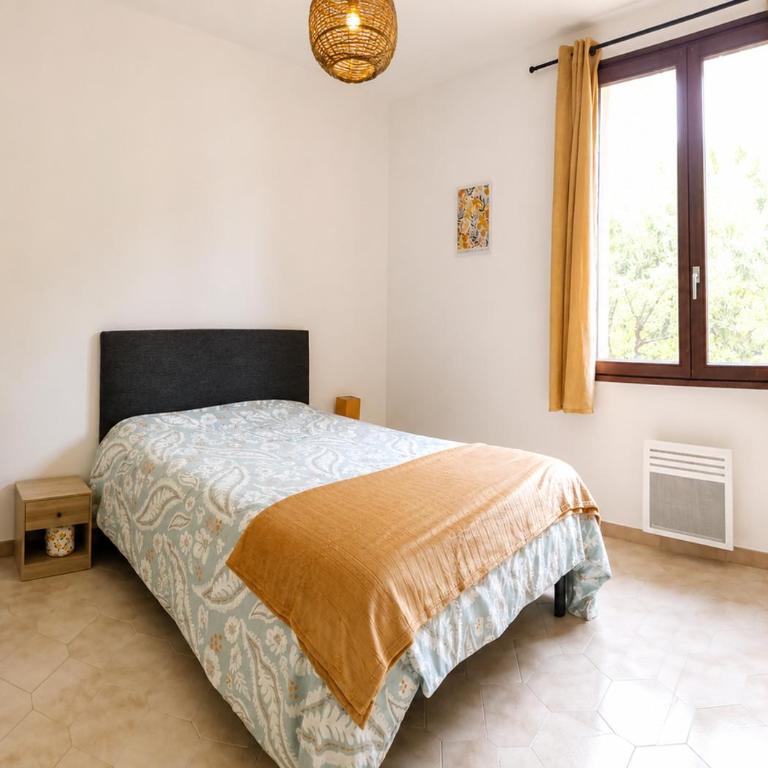 Grande maison familiale avec piscine et jardin - Apartment mit 4 Schlafzimmern - 13