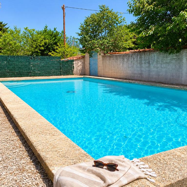 Grande maison familiale avec piscine et jardin - Apartment mit 4 Schlafzimmern - 3