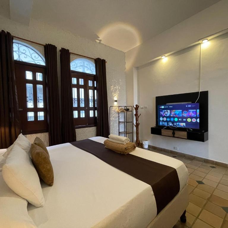 Hotel Boulevard del Río - King Suite - 1