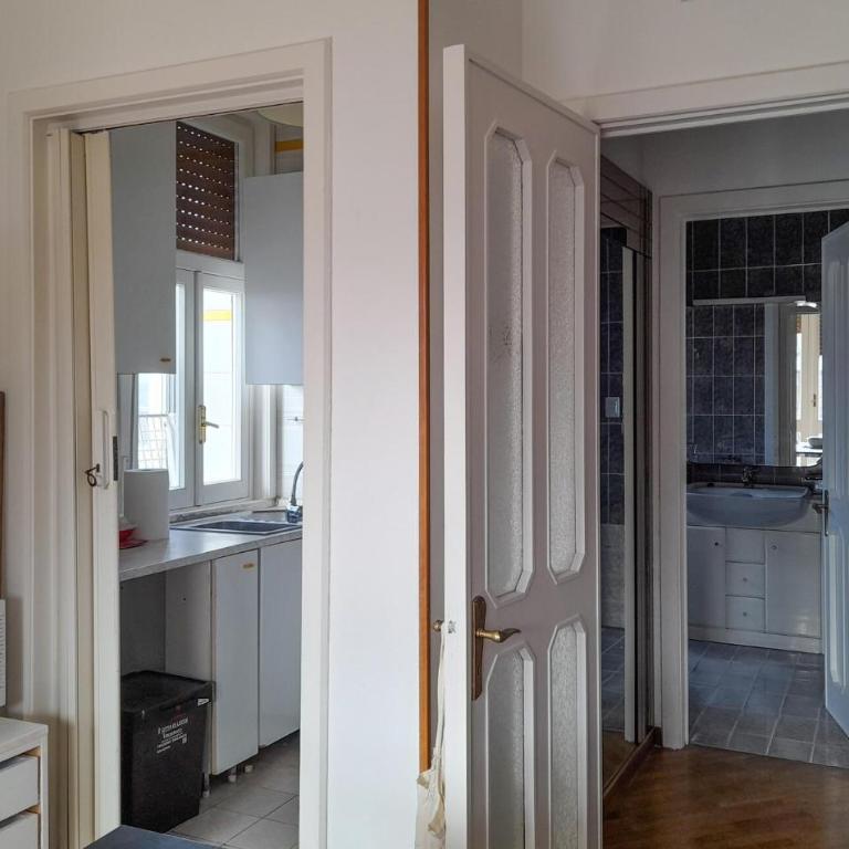 De Rinaldis - Appartamento con 2 Camere da Letto e Balcone - 4