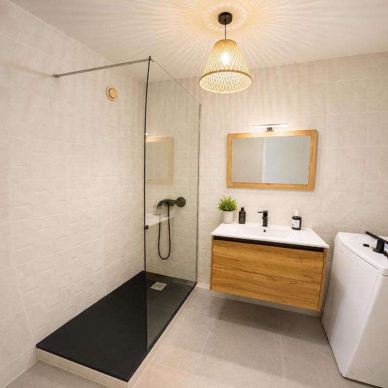 Appartement spacieux à 2 pas de la mer à Nice - Apartamento de 3 dormitorios - 4