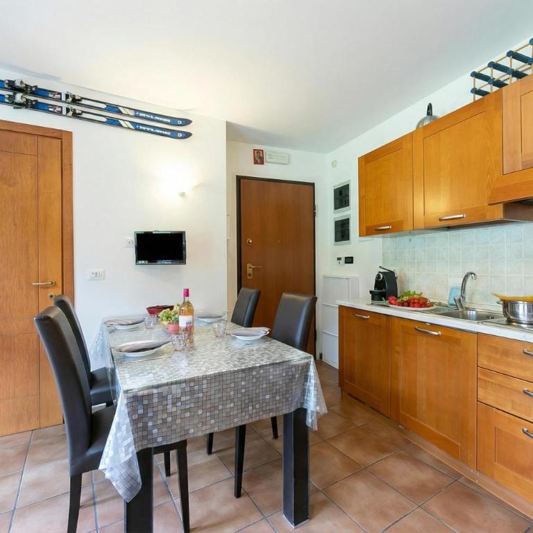 La Marmotta Ski in/ski out - Studio with Terrace - Happy Rentals - Estudio con terraza - 3