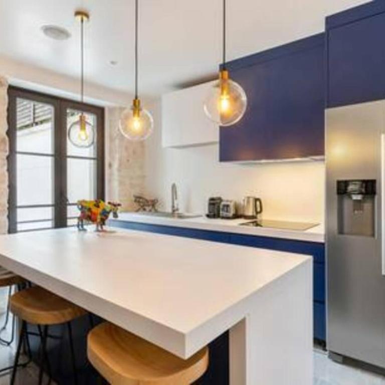Stunning 2 Bedroom Apartment - Appartement - 2