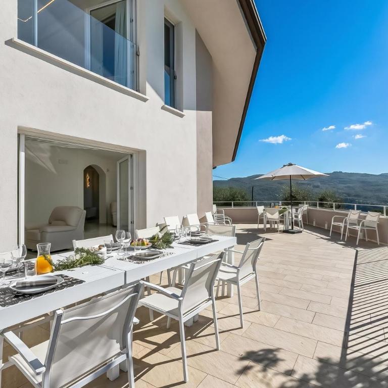 Villa Chimera White 16 with Pool & Gym - Villa Deluxe - 25