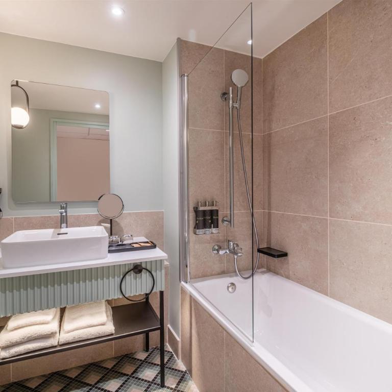 Hyatt Centric Reims - Chambre Lit Queen-Size - 3