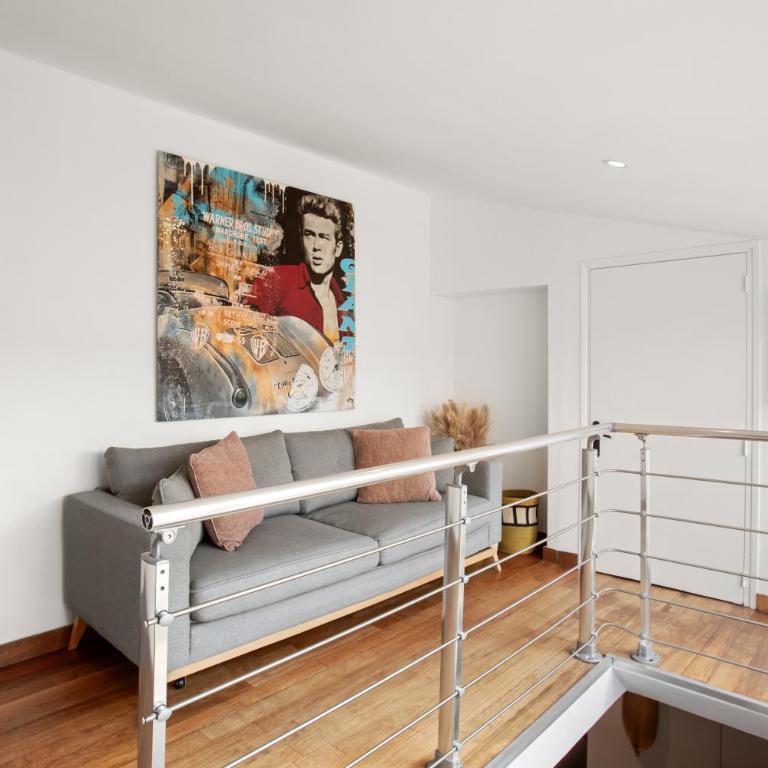 Appartement Prime Location - Place des Lices - Maison Lérins - Two-Bedroom Apartment with Terrace - 5