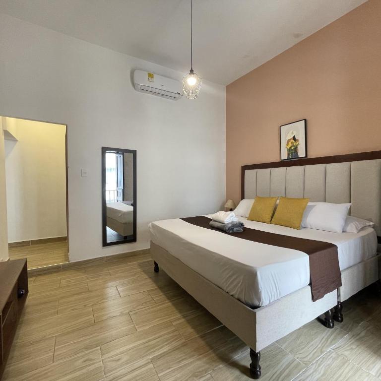 Hotel Boulevard del Río - Deluxe Suite - 12