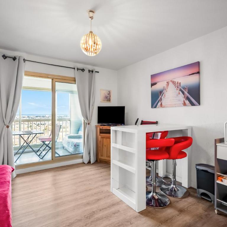 T2 dans résidence arborée - Apartamento de 1 dormitorio con vistas al jardín - 3