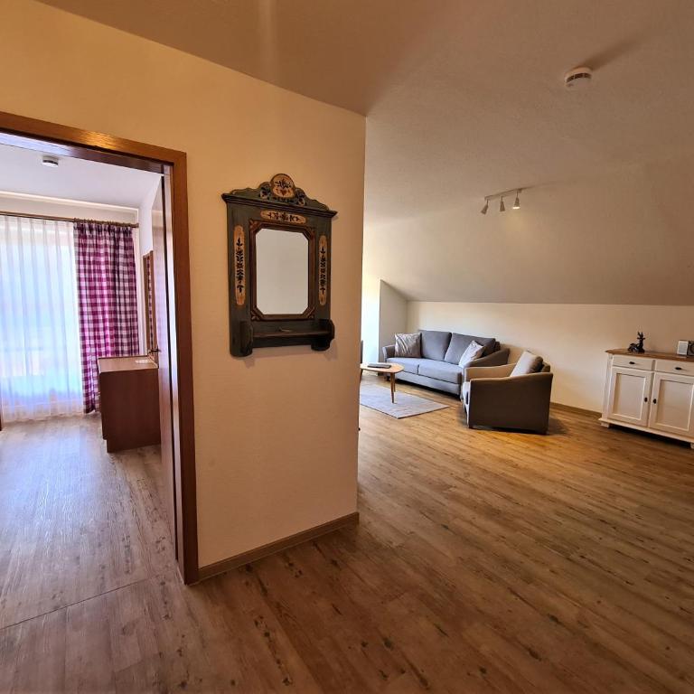 Ferienwohnung Dorfplatz - Apartment mit 1 Schlafzimmer - 19