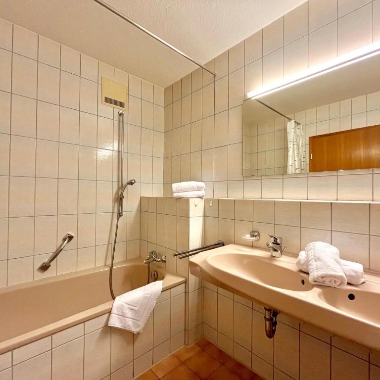 Ferienwohnung Dorfplatz - Apartment mit 1 Schlafzimmer - 21