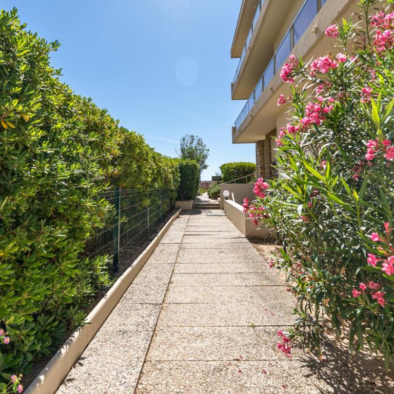 L'Appartement Le Thalassa - Three-Bedroom Apartment with Sea View - 31