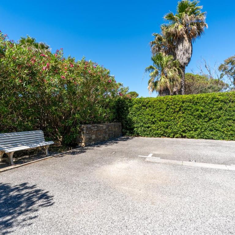 L'Appartement Le Thalassa - Three-Bedroom Apartment with Sea View - 33