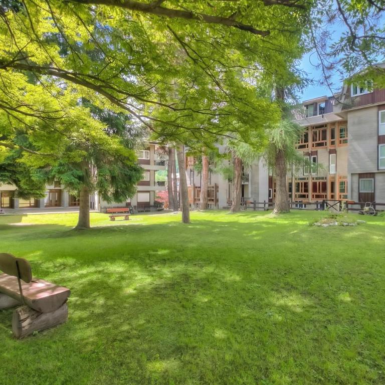 Comfort Tra Fiume E Pini with Shared Garden and Balcony - Happy Rentals - Appartement avec Balcon - 26