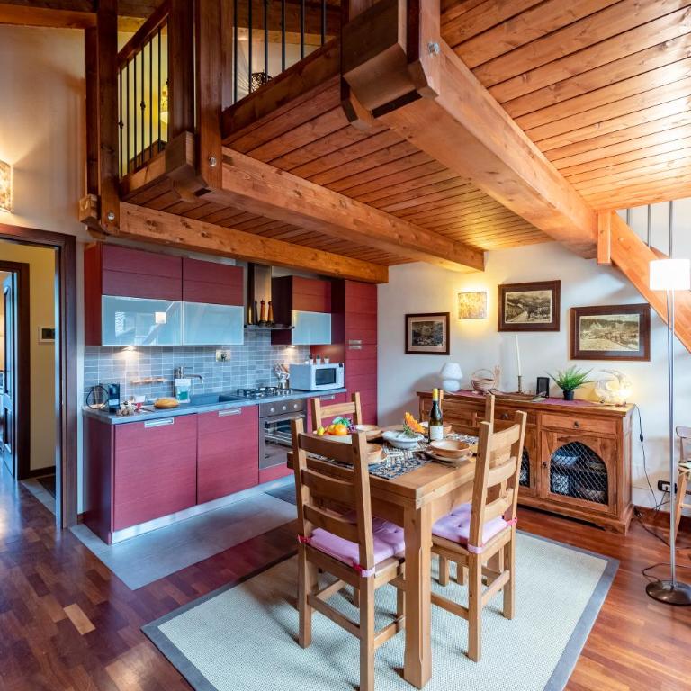 La Casa di Camus - Central Duplex for 4 - Happy Rentals - Deluxe Apartment - 5