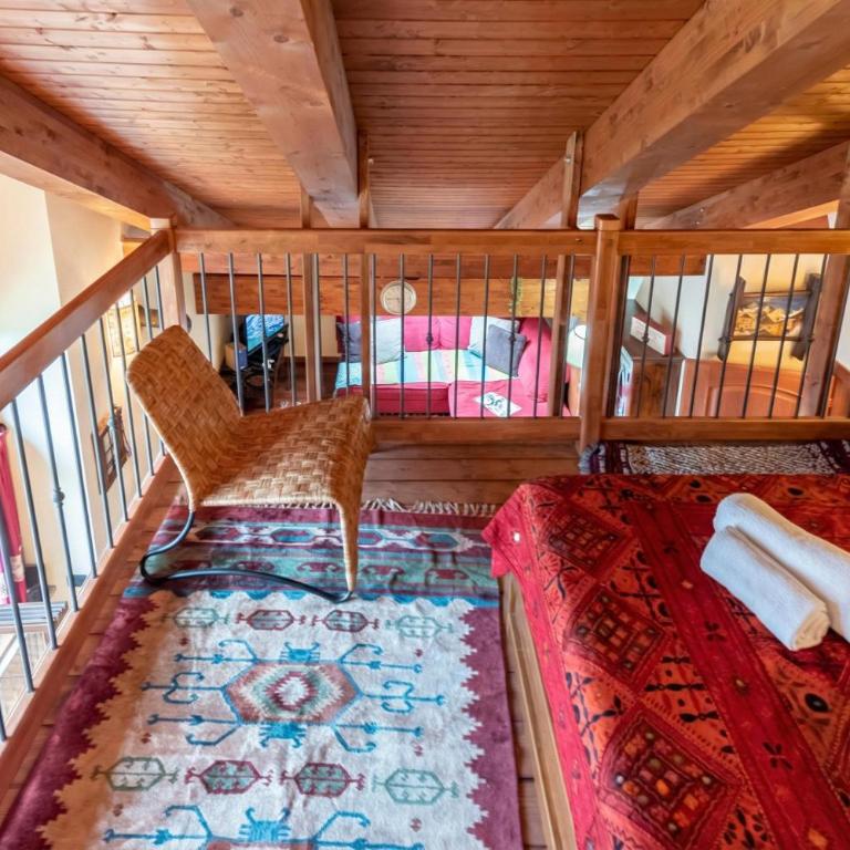 La Casa di Camus - Central Duplex for 4 - Happy Rentals - Deluxe Apartment - 22