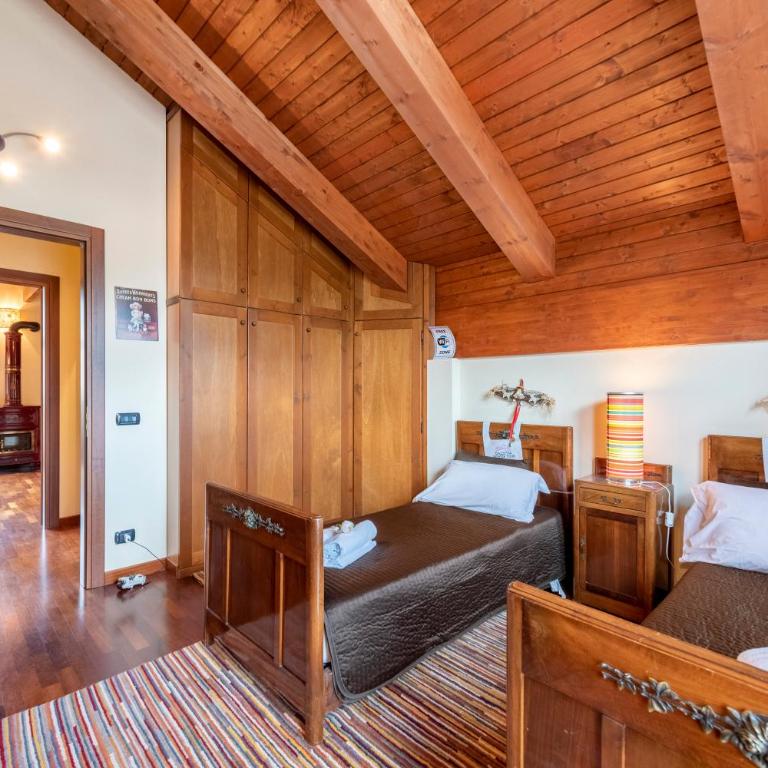 La Casa di Camus - Central Duplex for 4 - Happy Rentals - Deluxe Apartment - 24