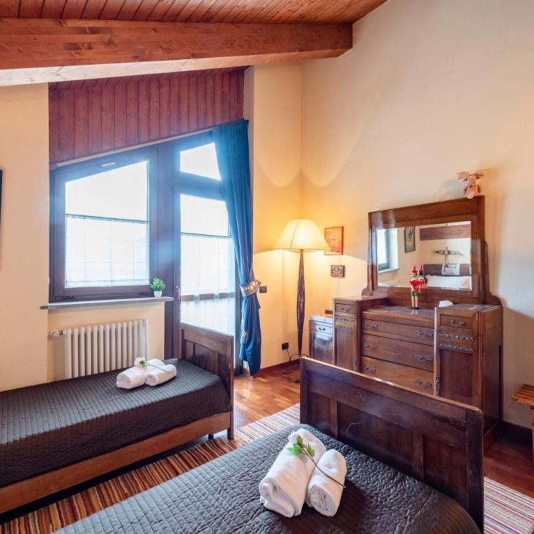 La Casa di Camus - Central Duplex for 4 - Happy Rentals - Deluxe Apartment - 25