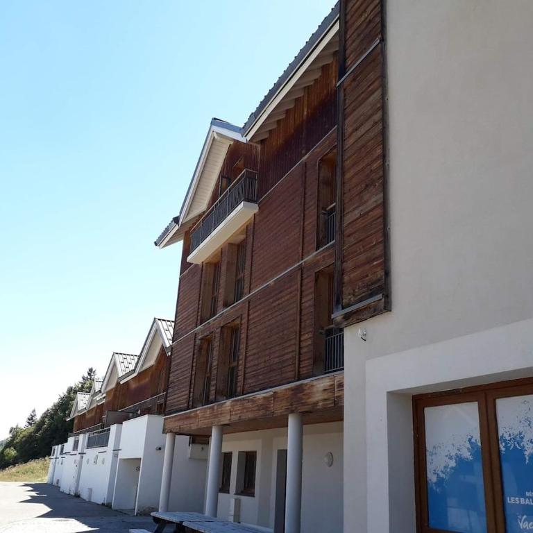 Féclaz au calme, une belle vue, piscine - Apartment mit 1 Schlafzimmer - 1