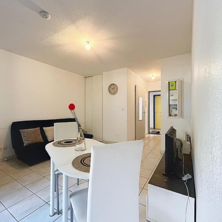 Le Campus - Studio proche Arena - Wifi - Studio-Apartment - 9